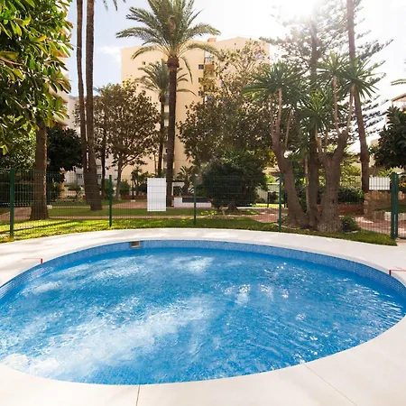 Aloha Torres Carihuela Torremolinos